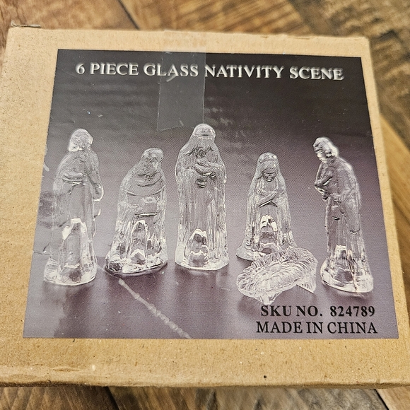 ❌️❌️SOLD❌️❌️Nativity Set 6 Piece Glass Miniature Scene Christmas - Picture 3 of 3